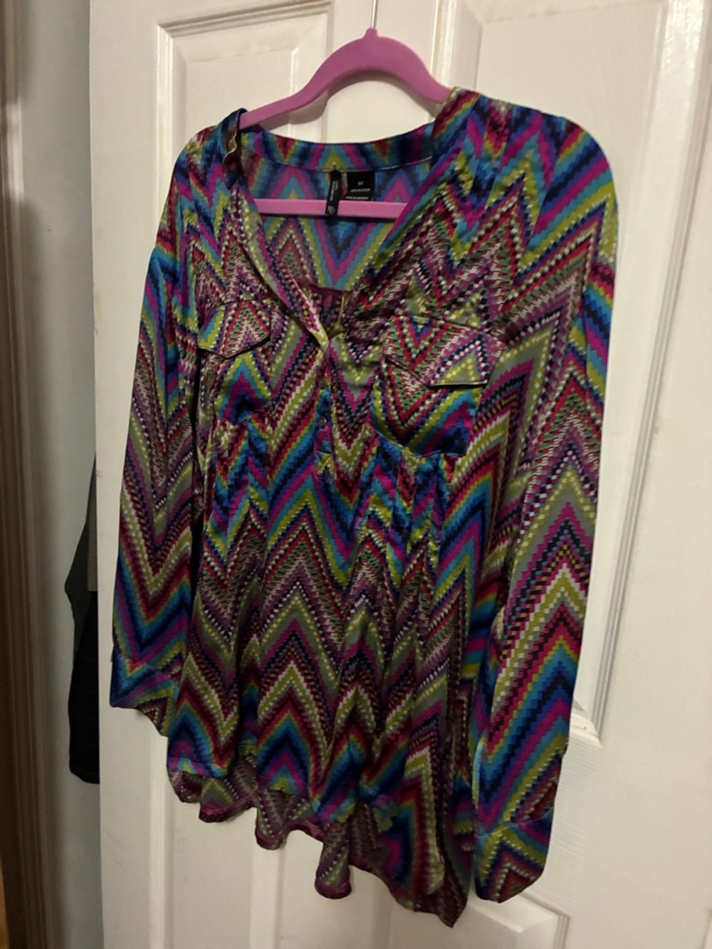Chevron-Print Long-Sleeve Tunic Top - Multicolor